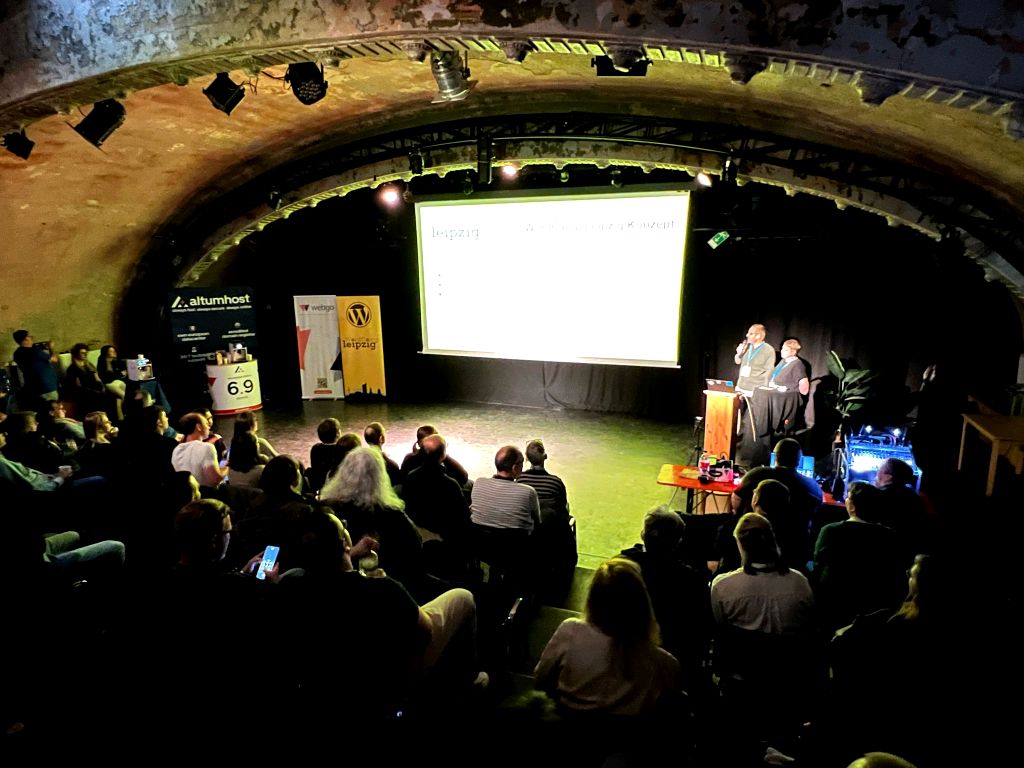 Begrüßung durch Jana und Thomas